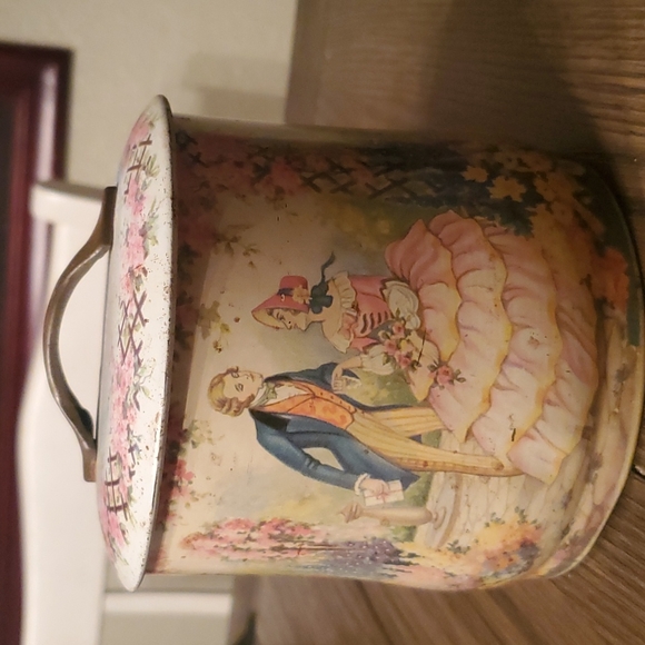 Vintage tin - Picture 1 of 10